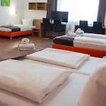 Orange Und Szálloda 3*