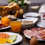 Orange Und Szálloda 3*