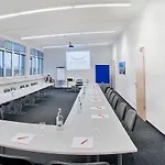 Orange Und 3* Neu-Ulm