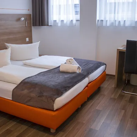 Orange Und ホテル 3*