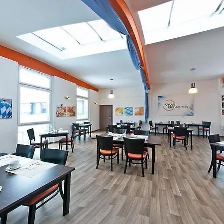 Orange Und Новый-Ульм
