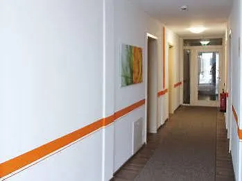 ホテル Orange Und 3*