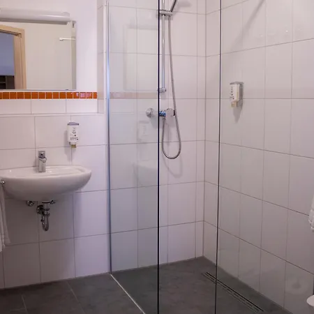 Hotel Orange Und