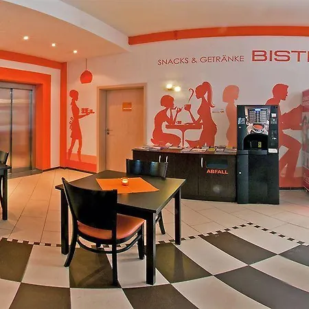 Orange Und Hotel Neu-Ulm