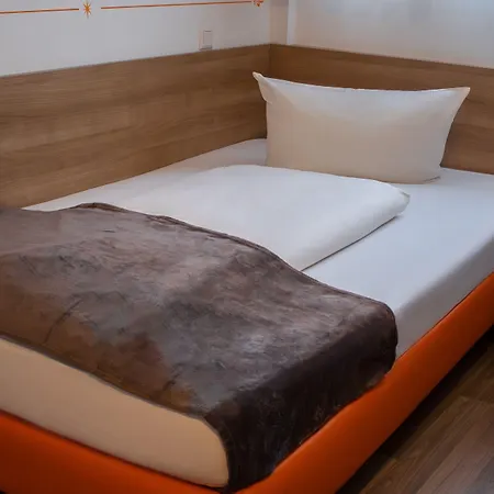 Orange Und