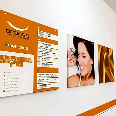 Отель Orange Und