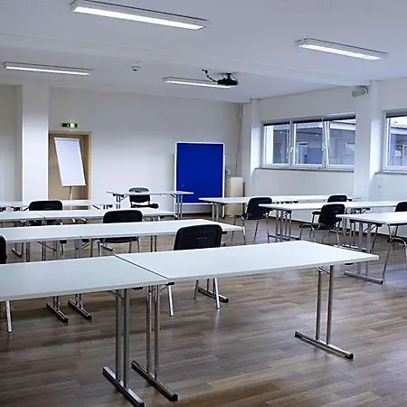 Orange Und
