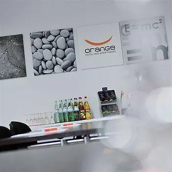 Orange Und Hotel