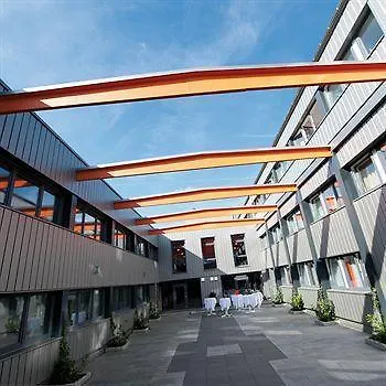 Hotel Orange Und