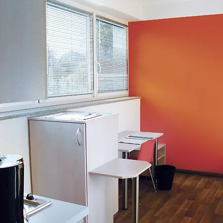 Hotel Orange Und