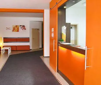Orange Und Hotel 3*