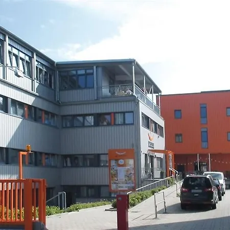 Orange Und